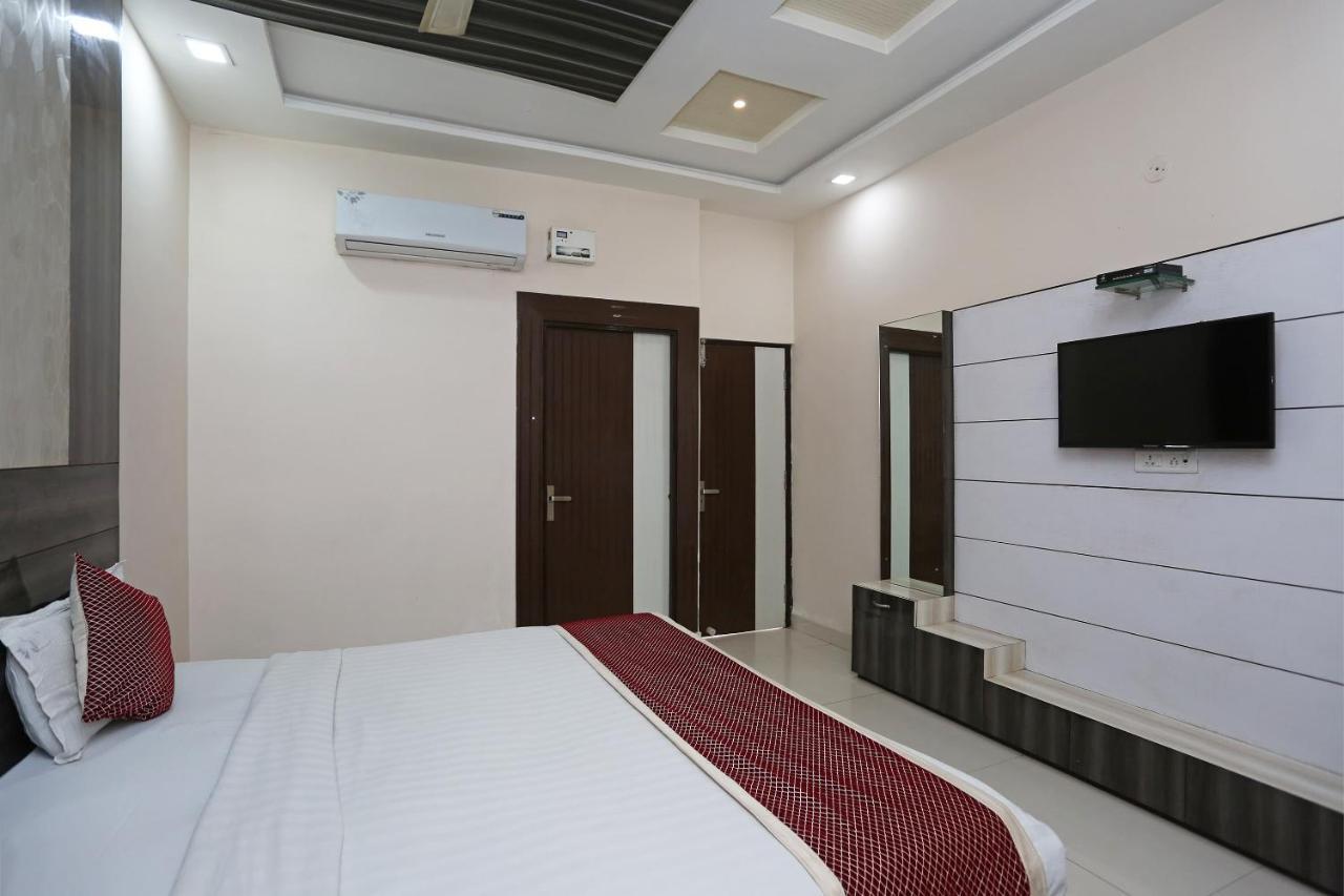 Oyo 3202 Hotel Gayatri Residency Agra  Exterior photo